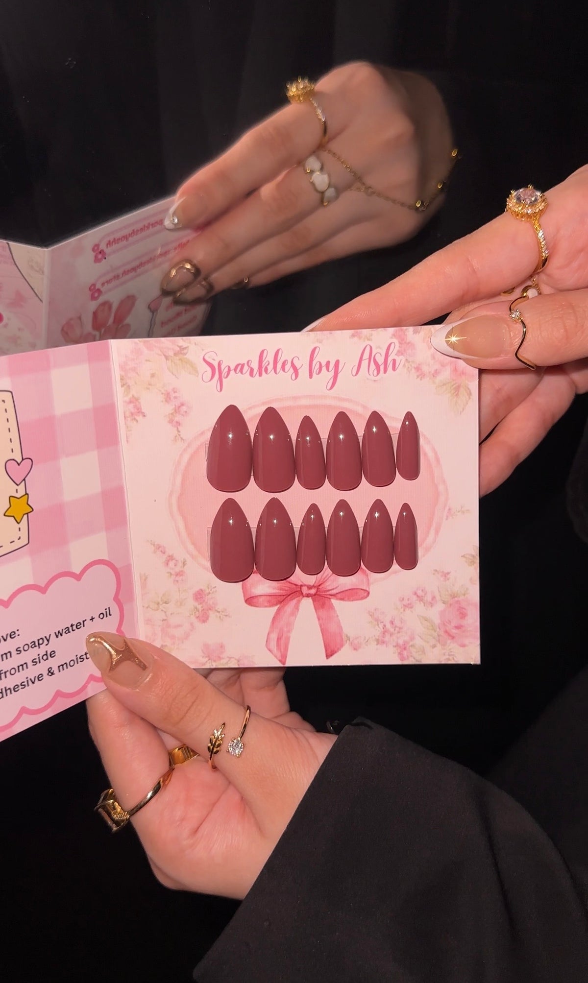 Glossy almond nails 💗💅🏻24pcs-free application kit