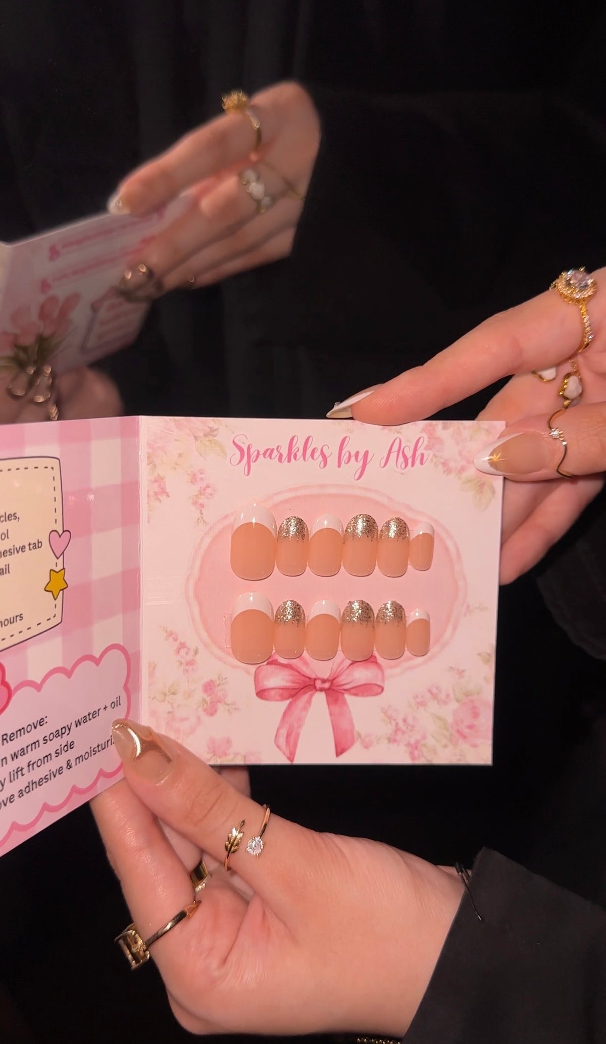 Short length glittery french nails 💗24pcs-free application kit