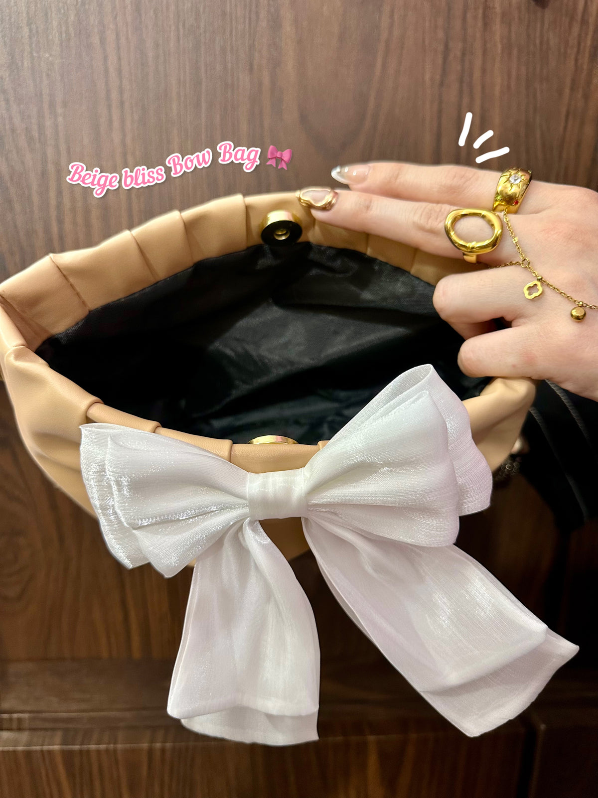 Beige bliss bow bag🎀