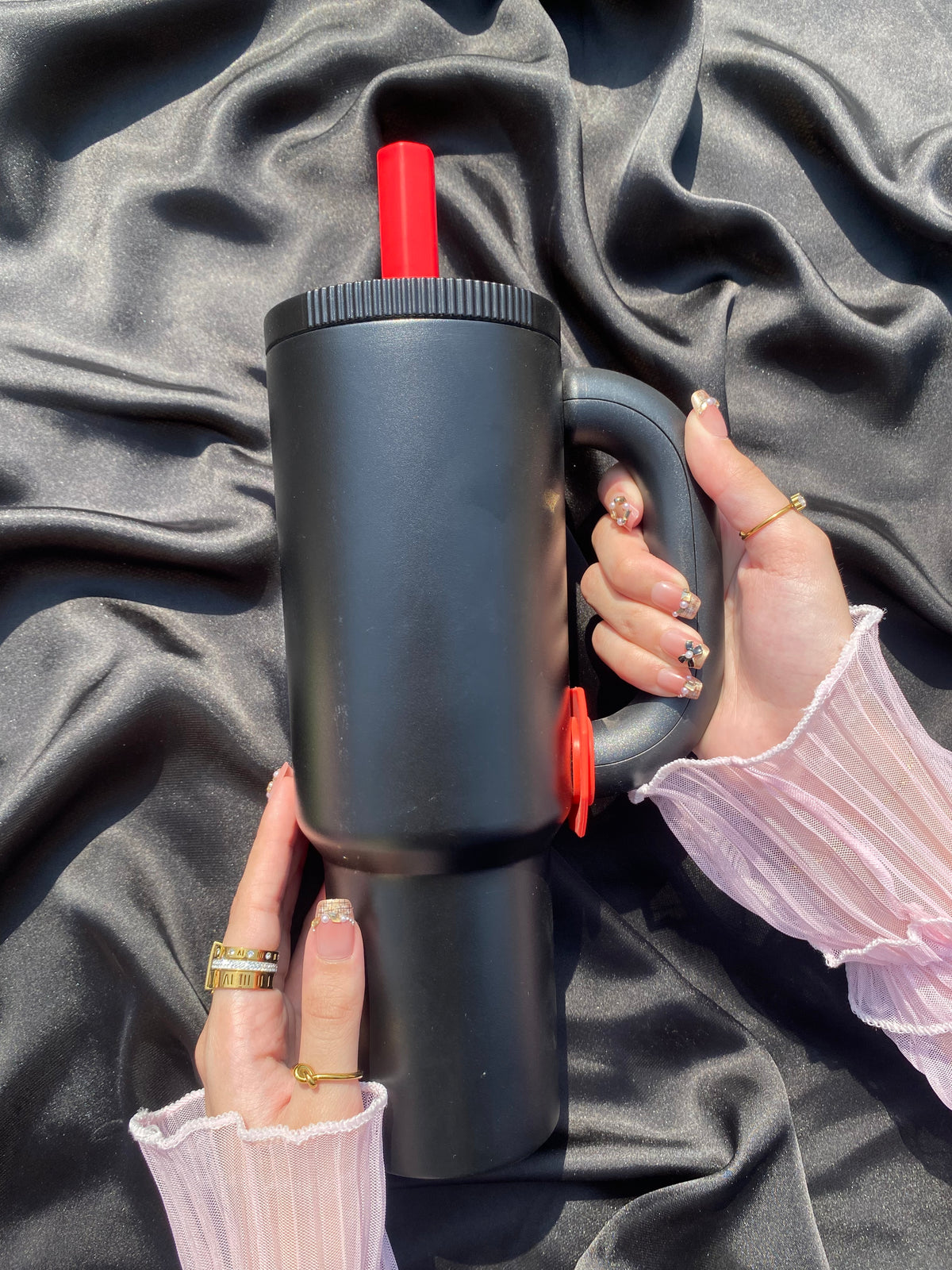 Matte tumbler 🎀