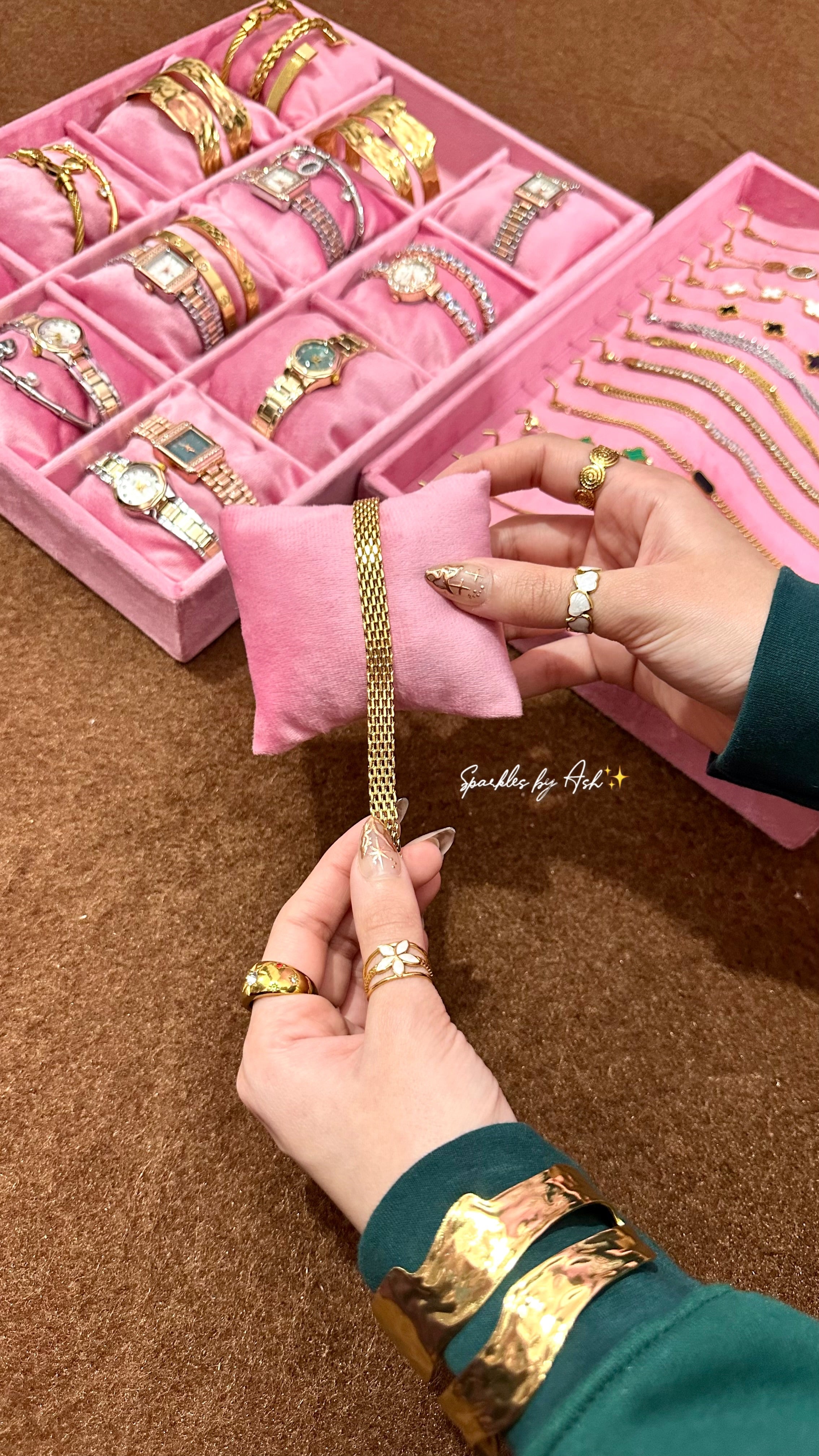 Mesh chain bracelet
