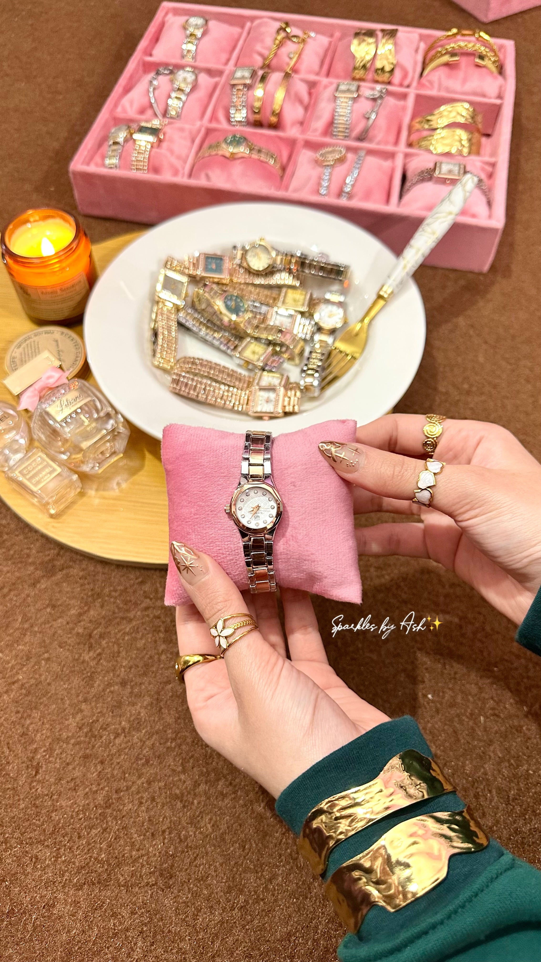 Timeless glow watch