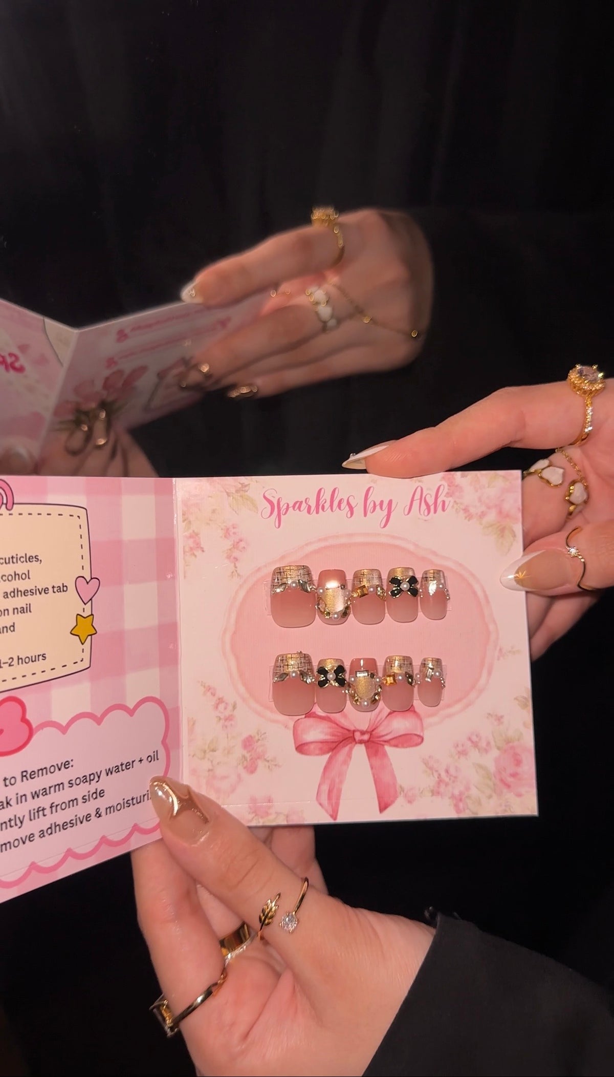 Blingy short length charm nails✨15pcs- free application kit