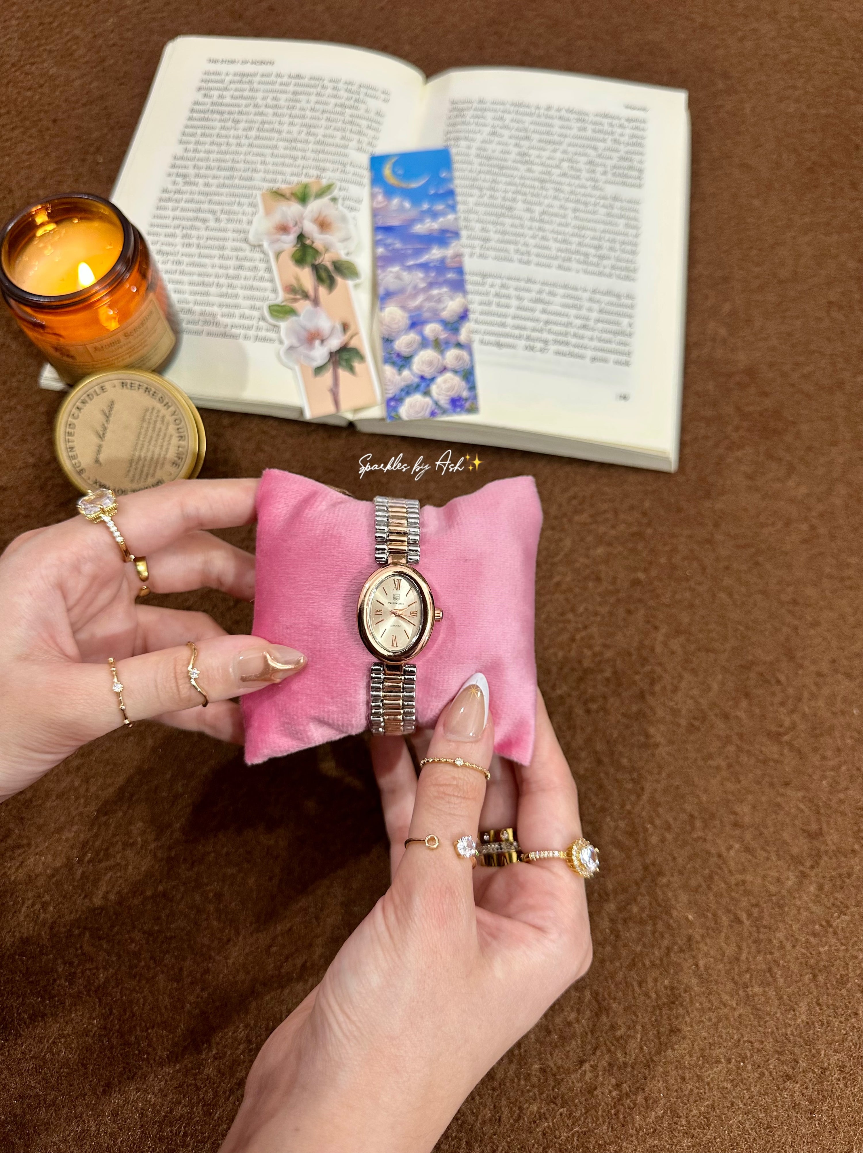 Oval dial watch ✨