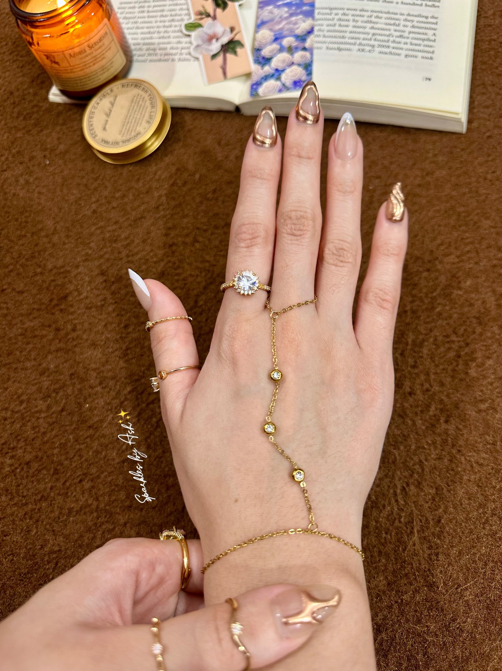 Minimal hand chain 💗✨
